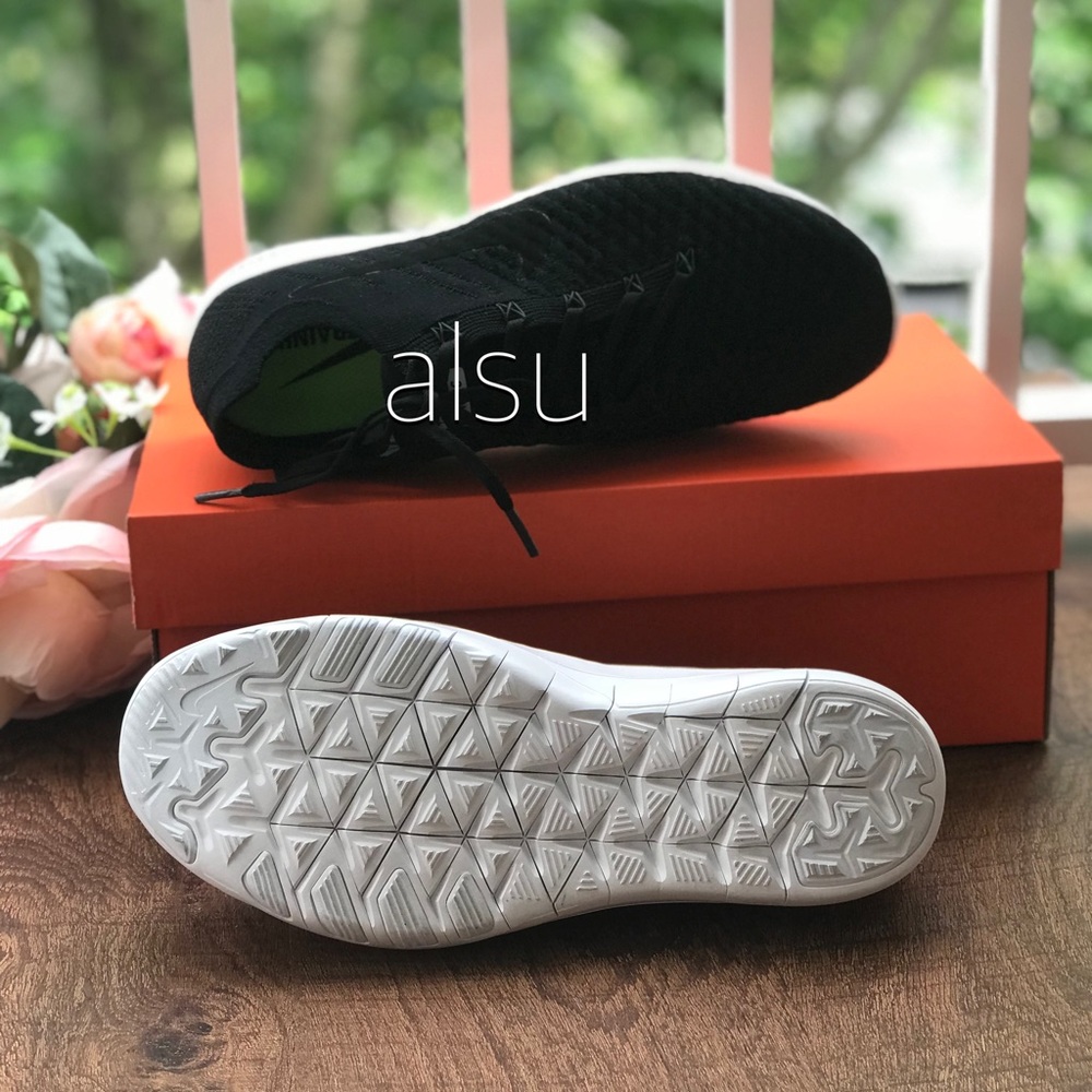 NWT Nike Free TR Flyknit 2 Black WMNS - Picture 4 of 6